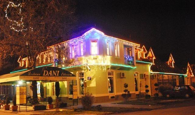 Eco Rural Tourism Association Skorenovac Hotel Exterior foto