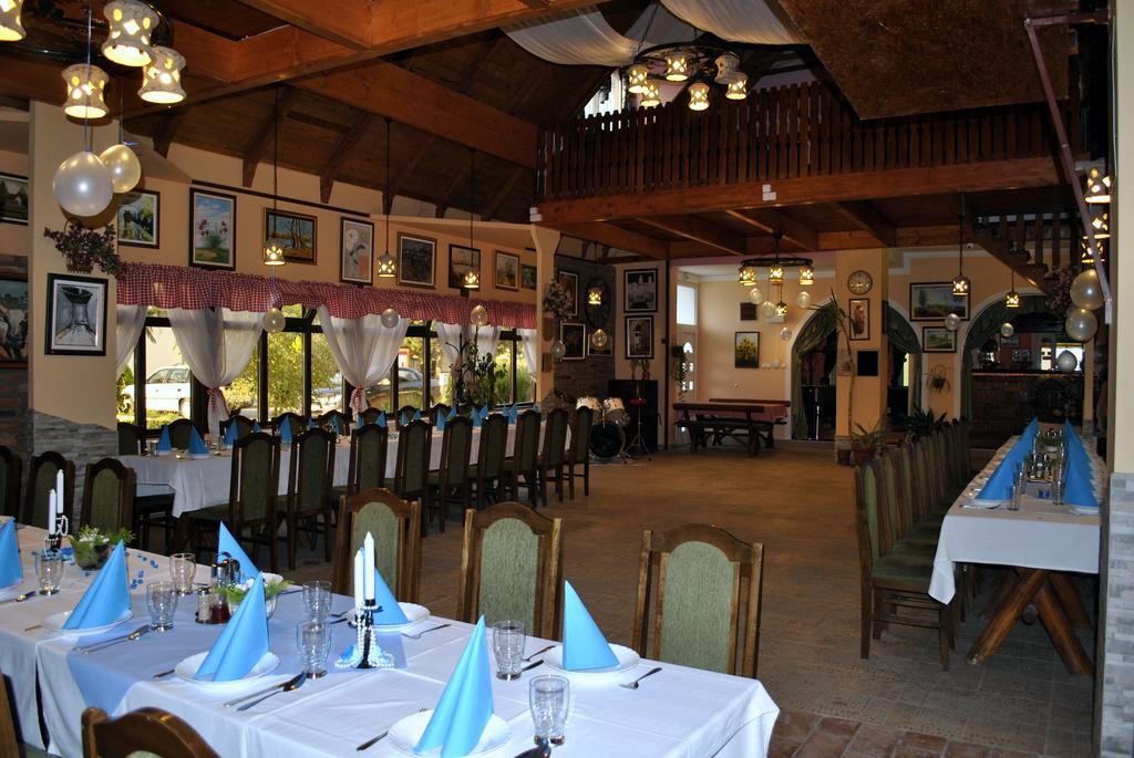 Eco Rural Tourism Association Skorenovac Hotel Exterior foto
